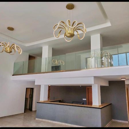 F4 - Chic - Piscine - Salle Fitness Dakar Eksteriør bilde